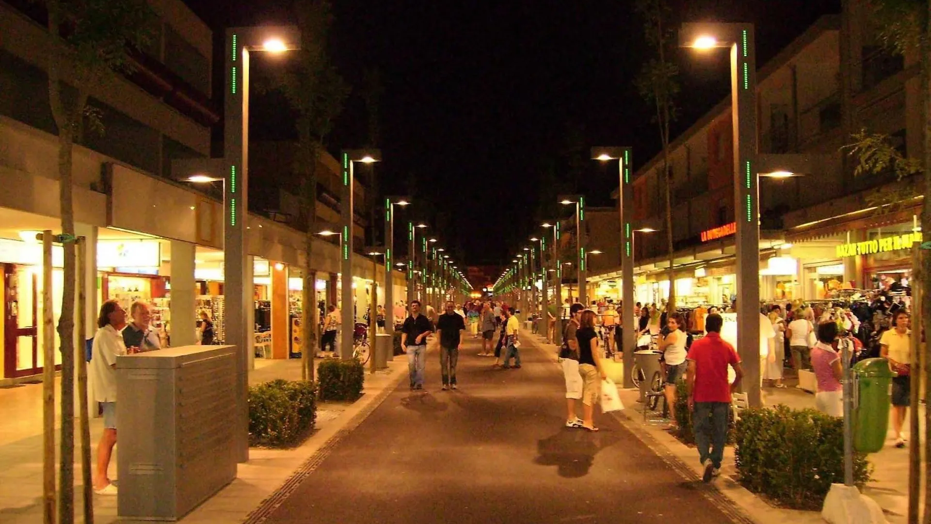 Apartment Your Tranquil Escape In Bibione - Beahost